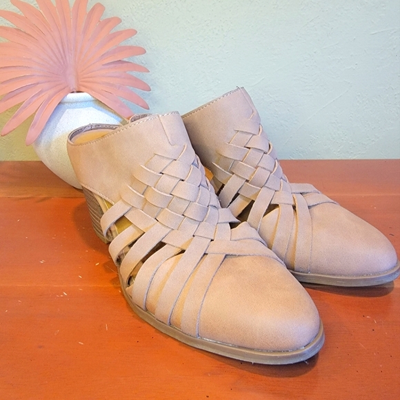 Universal Thread Aiden Huarache Heeled Blush Mules size 6.5 - Picture 6 of 7